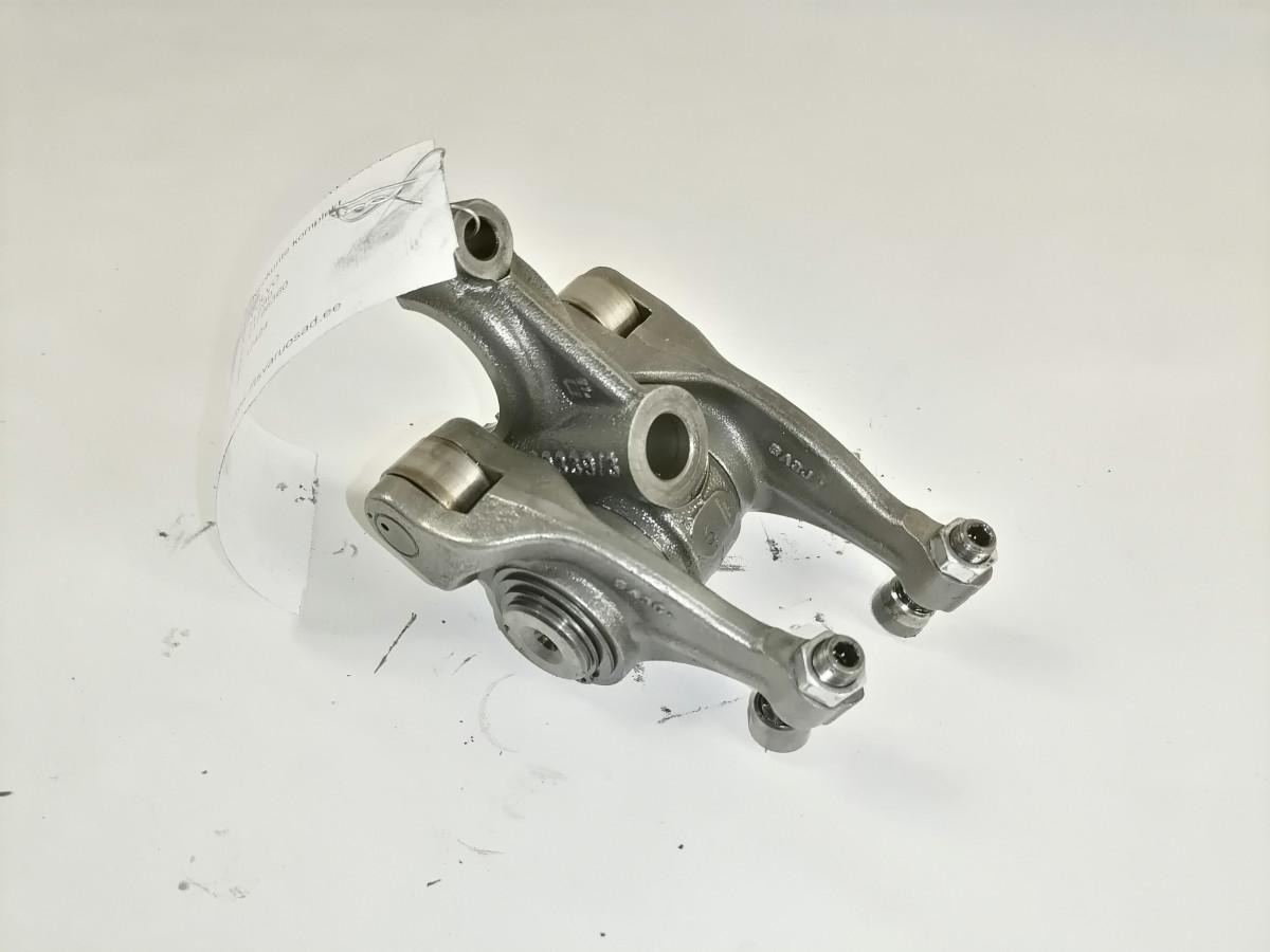 Volvo Set of rockers with shaft 21796360 - Univerzalni deo za Kamion: slika 2 Volvo Set of rockers with shaft 21796360 - Univerzalni deo za Kamion: slika 2