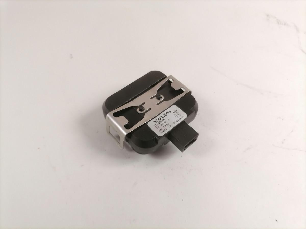 Volvo Vihmasensor 22106864 - Upravljačka jedinica za Kamion: slika 2 Volvo Vihmasensor 22106864 - Upravljačka jedinica za Kamion: slika 2