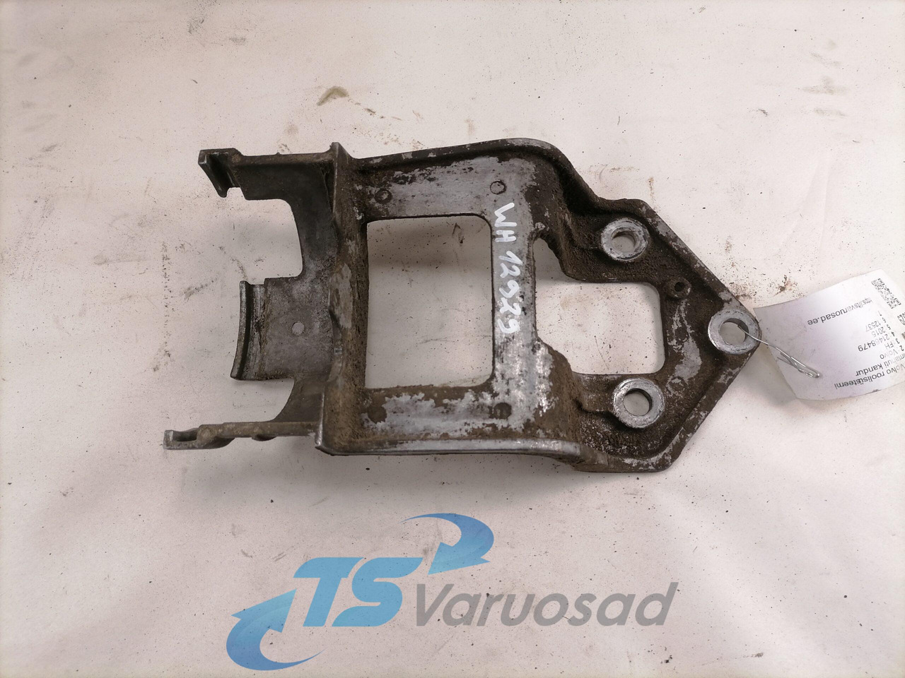 Volvo Volvo roolisüsteemi õlimahuti kandur 21468479 - Servo crevo za Kamion: slika 2 Volvo Volvo roolisüsteemi õlimahuti kandur 21468479 - Servo crevo za Kamion: slika 2