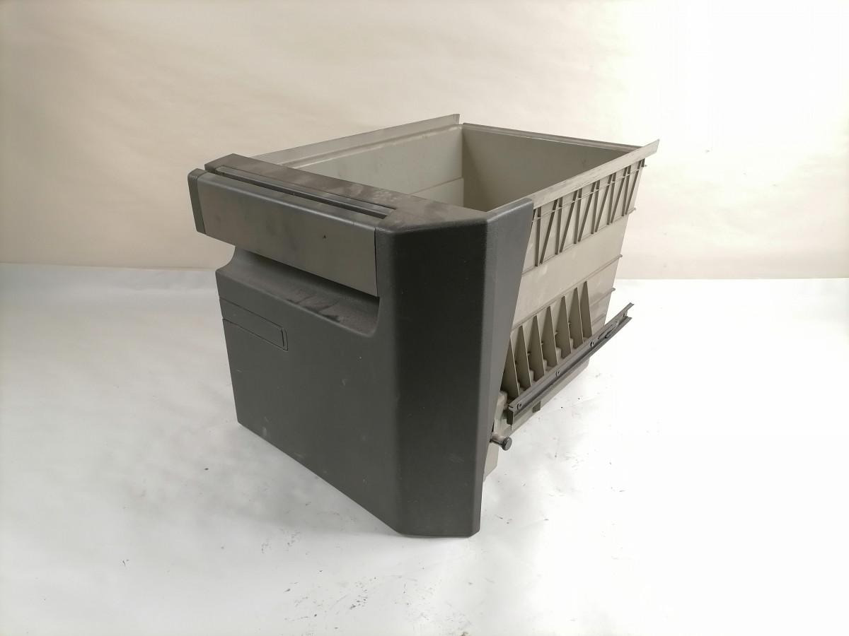 Volvo Voodialune panipaik 82174063 - Univerzalni deo za Kamion: slika 2 Volvo Voodialune panipaik 82174063 - Univerzalni deo za Kamion: slika 2