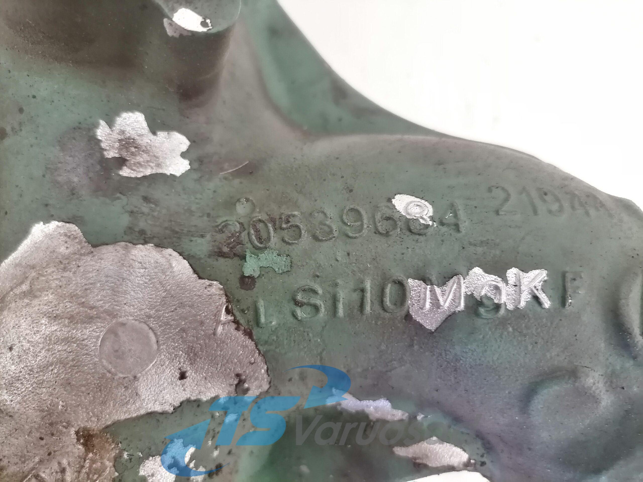 Volvo Water pump manifold / housing 20539684 - Vodena pumpa za Kamion: slika 3 Volvo Water pump manifold / housing 20539684 - Vodena pumpa za Kamion: slika 3