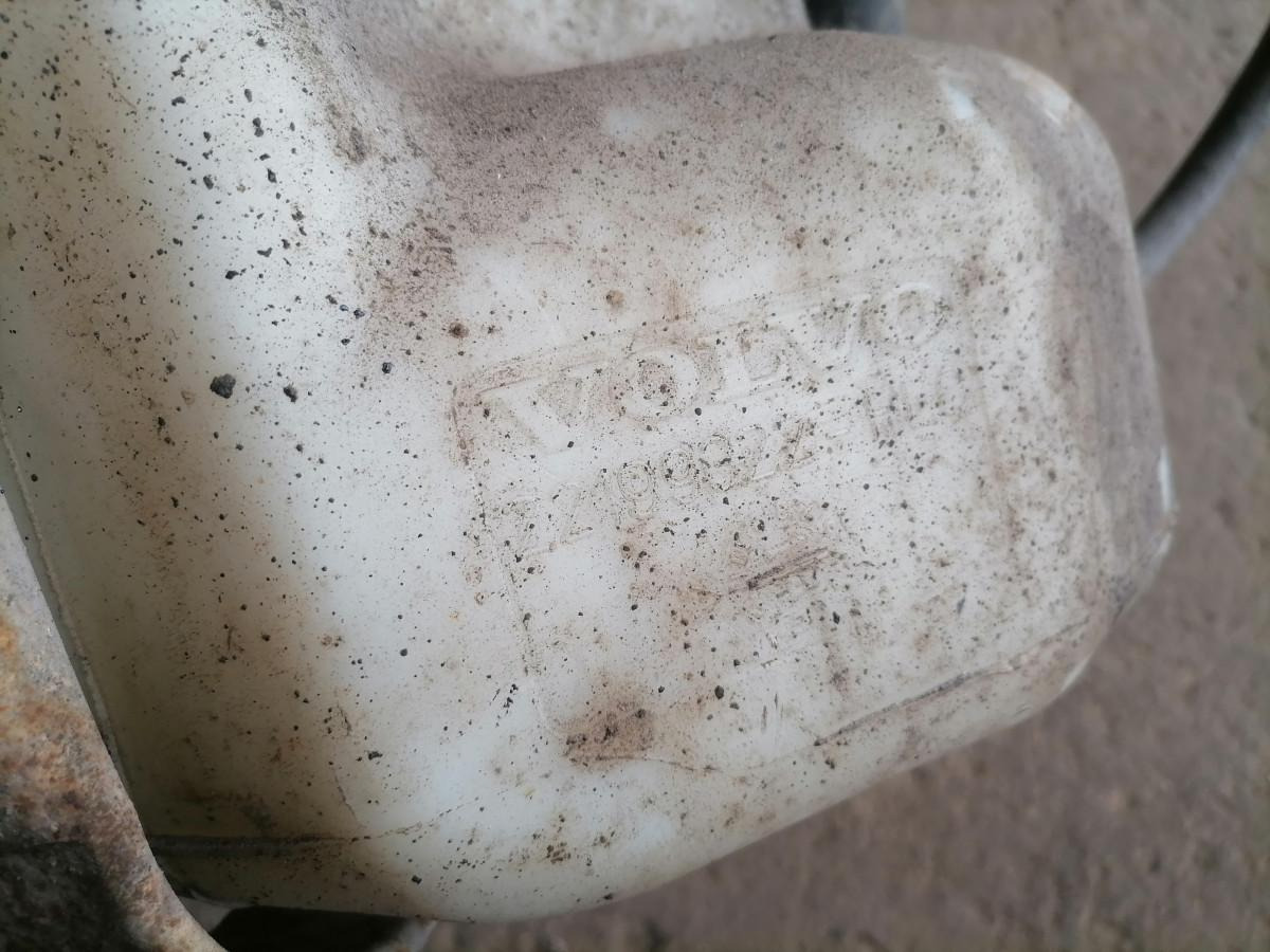 Volvo Windscreen washer fluid tank 22199322 - Brisač za Kamion: slika 2 Volvo Windscreen washer fluid tank 22199322 - Brisač za Kamion: slika 2