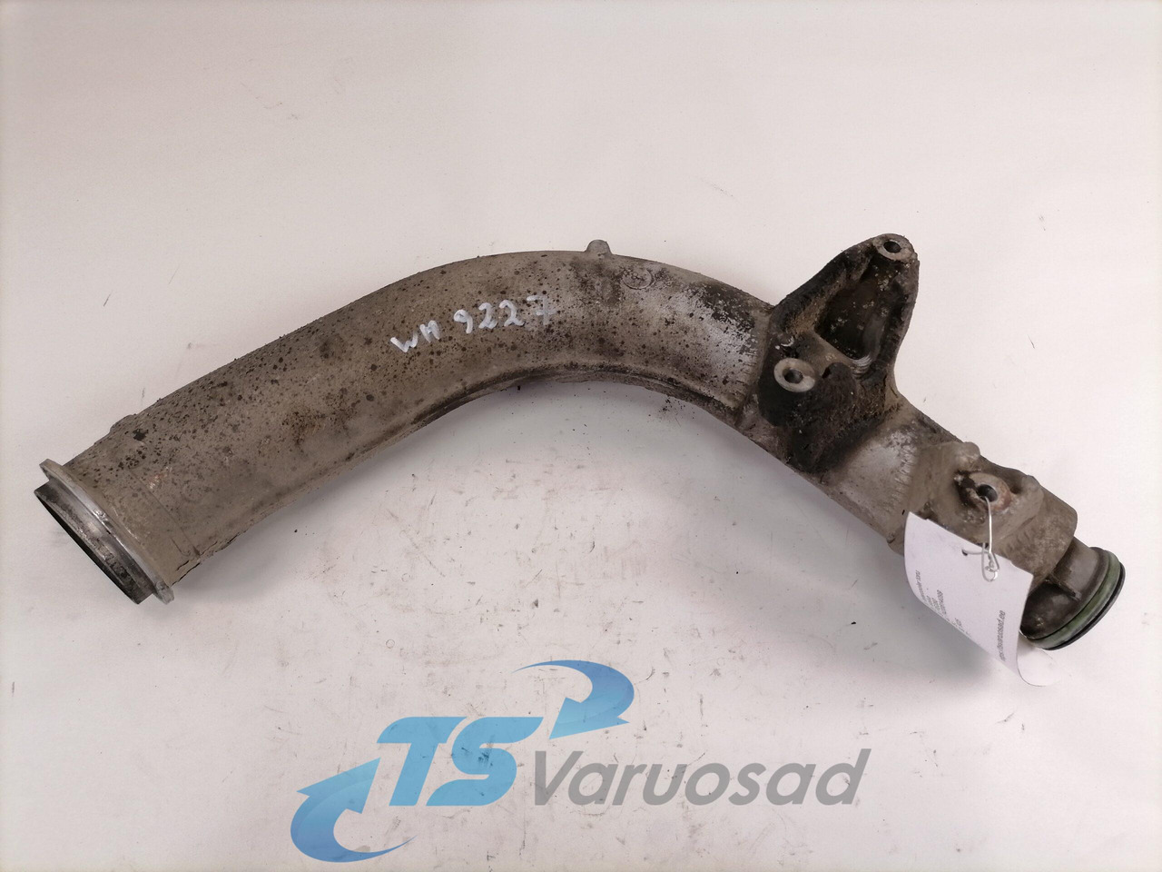 Volvo intercooler pipe 7420814099 - Hladnjak za Kamion: slika 2 Volvo intercooler pipe 7420814099 - Hladnjak za Kamion: slika 2