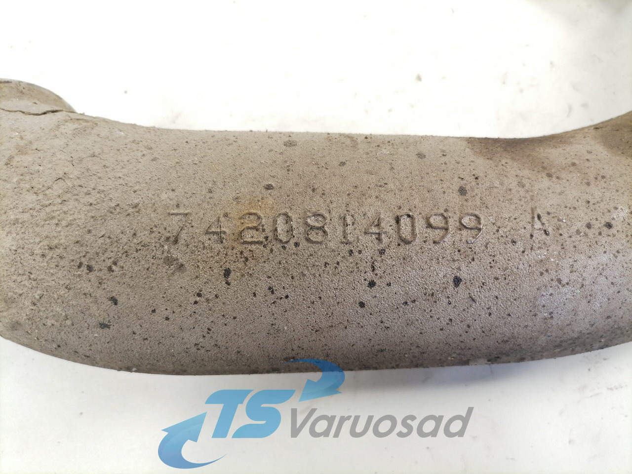 Volvo intercooler pipe 7420814099 - Hladnjak za Kamion: slika 4 Volvo intercooler pipe 7420814099 - Hladnjak za Kamion: slika 4