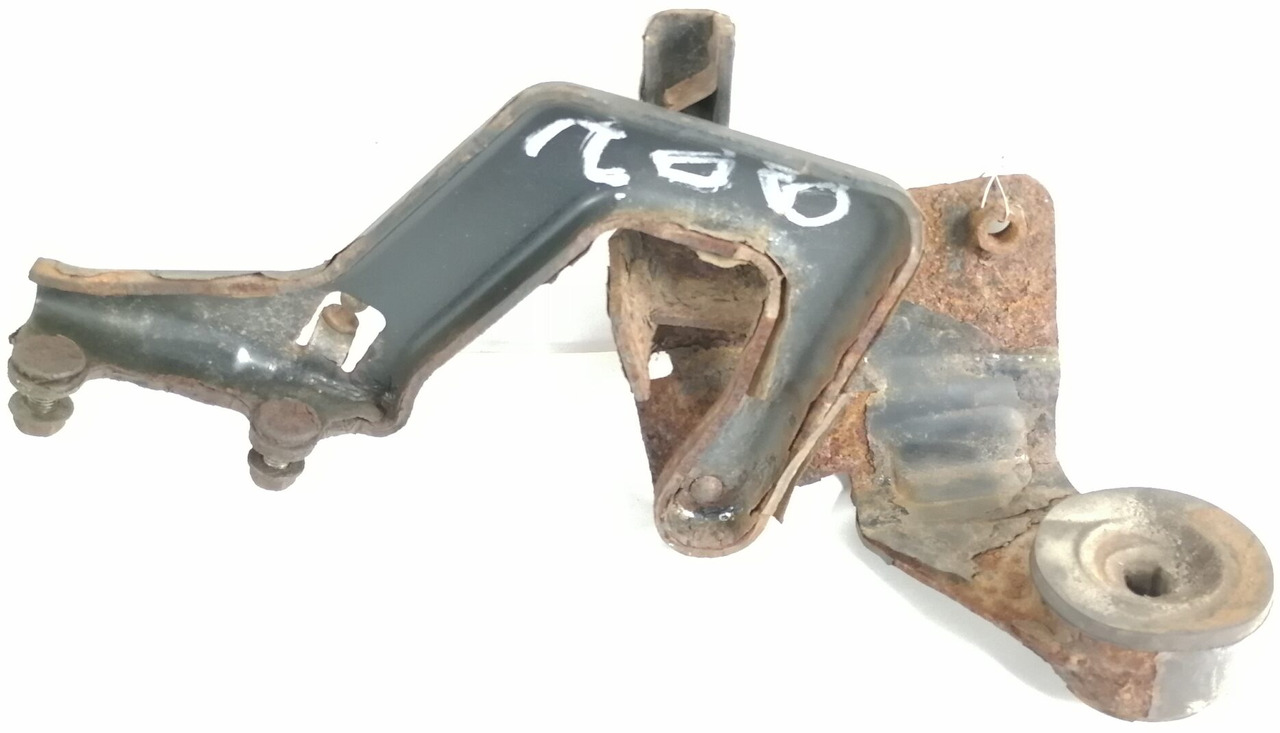 Volvo lower grille carrier hinge 20425955 - Rešetka za Kamion: slika 3 Volvo lower grille carrier hinge 20425955 - Rešetka za Kamion: slika 3