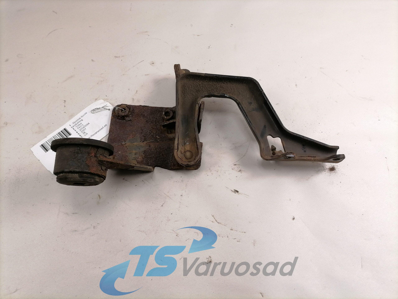 Volvo lower grille carrier hinge 20545094 - Rešetka za Kamion: slika 1 Volvo lower grille carrier hinge 20545094 - Rešetka za Kamion: slika 1