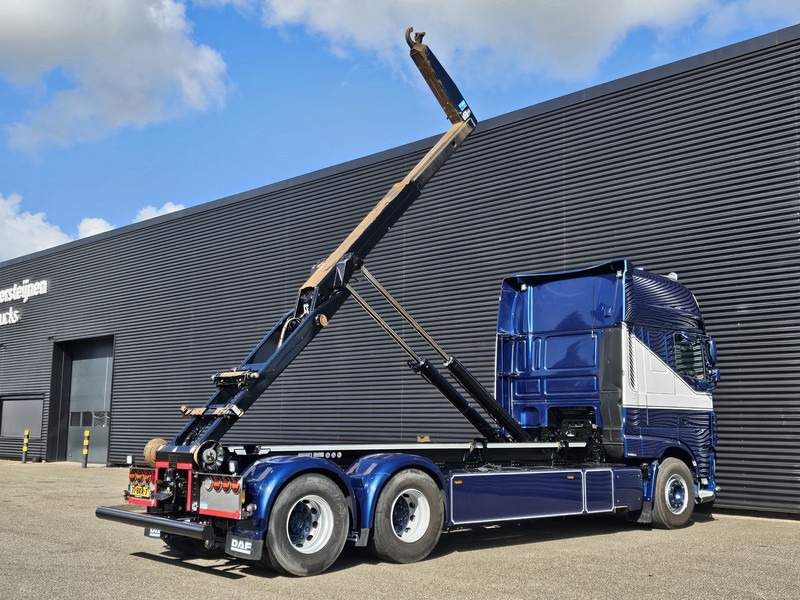 DAF XF 530 SSC 6x2 VDL HOOKLIFT 660 cm - Kamion sa hidrauličnom kukom: slika 2 DAF XF 530 SSC 6x2 VDL HOOKLIFT 660 cm - Kamion sa hidrauličnom kukom: slika 2