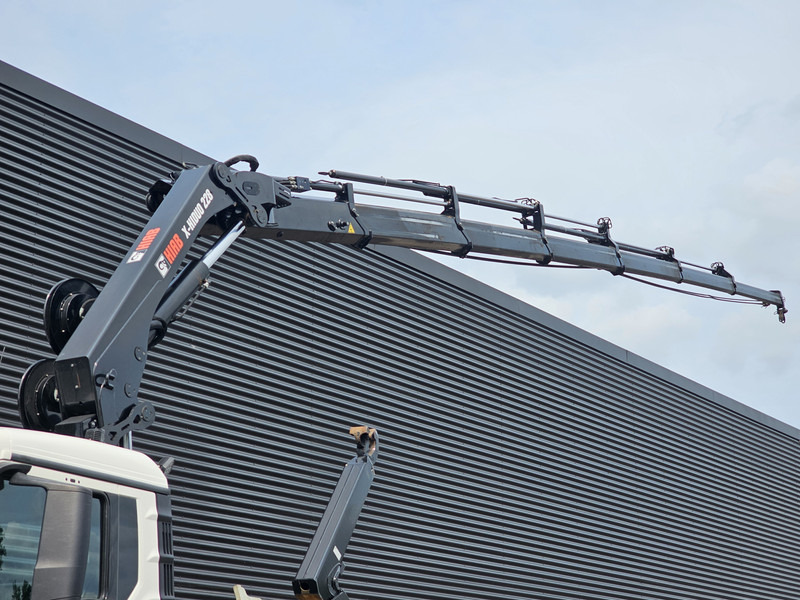 MAN TGS 35.470 8X4 BB / HIAB CRANE + HOOKLIFT - Kamion sa hidrauličnom kukom, Kamion sa dizalicom: slika 2 MAN TGS 35.470 8X4 BB / HIAB CRANE + HOOKLIFT - Kamion sa hidrauličnom kukom, Kamion sa dizalicom: slika 2
