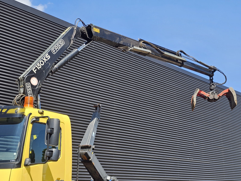 Mercedes-Benz AXOR 1823 4X4 / FASSI CRANE + HOOKLIFT / SPRING SUSPENSION - Kamion sa hidrauličnom kukom, Kamion sa dizalicom: slika 2 Mercedes-Benz AXOR 1823 4X4 / FASSI CRANE + HOOKLIFT / SPRING SUSPENSION - Kamion sa hidrauličnom kukom, Kamion sa dizalicom: slika 2