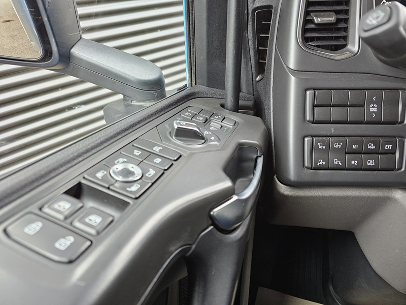 Hladnjača Scania P250 4X2 / FRIGOBLOCK / LBW: slika 16