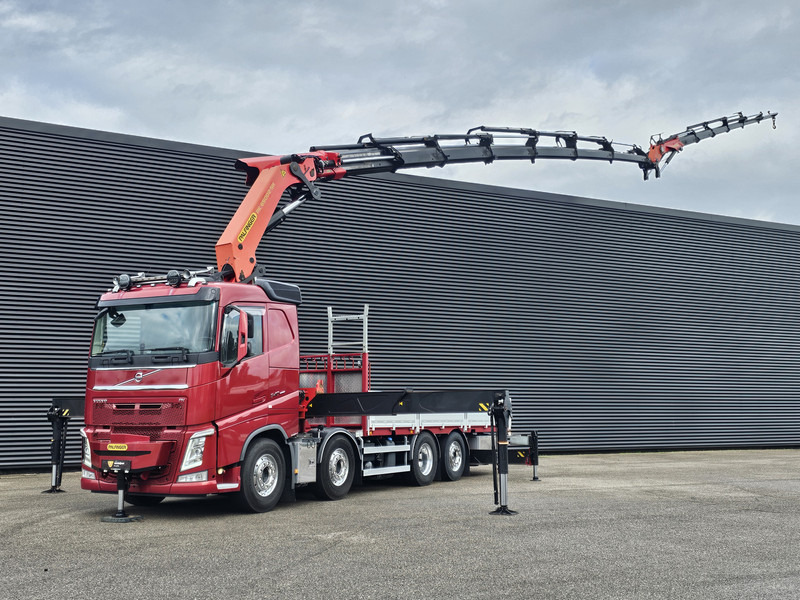 Volvo FH 540 8x2/6 / PALFINGER 65 t/m CRANE + JIB - Kamion sa dizalicom: slika 1 Volvo FH 540 8x2/6 / PALFINGER 65 t/m CRANE + JIB - Kamion sa dizalicom: slika 1