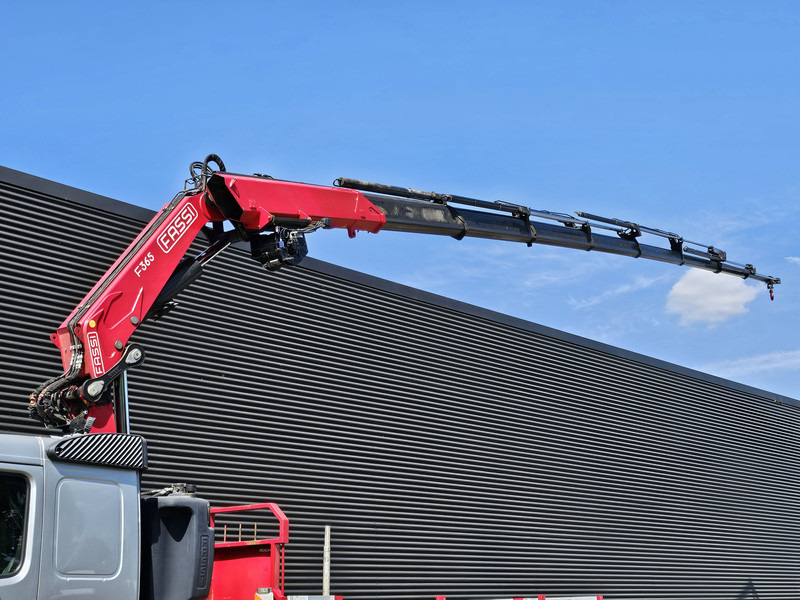 Volvo FM 460 8x4-4 / FASSI 36.5 t/m -8 x EXTENSION + WINCH - Kamion sa tovarnim sandukom, Kamion sa dizalicom: slika 2 Volvo FM 460 8x4-4 / FASSI 36.5 t/m -8 x EXTENSION + WINCH - Kamion sa tovarnim sandukom, Kamion sa dizalicom: slika 2
