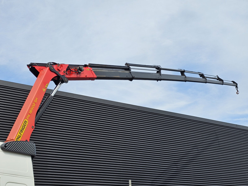 Volvo FM420 4x2 / PALFINGER 18502 - 17 mtr / CRANE / KRAN - Kamion sa dizalicom: slika 4 Volvo FM420 4x2 / PALFINGER 18502 - 17 mtr / CRANE / KRAN - Kamion sa dizalicom: slika 4