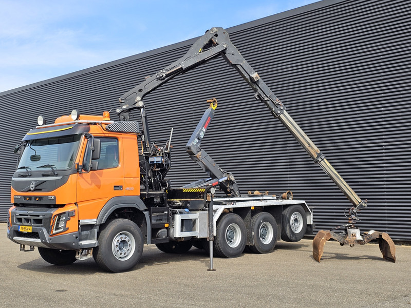 Volvo FMX 460 8x4-4 / HIAB Z CRANE + HOOKLIFT - Kamion sa hidrauličnom kukom: slika 2 Volvo FMX 460 8x4-4 / HIAB Z CRANE + HOOKLIFT - Kamion sa hidrauličnom kukom: slika 2
