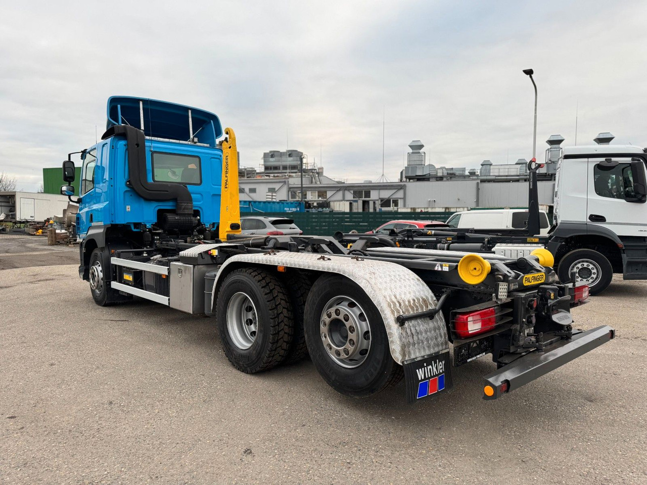 DAF CF 480 6X2 Abroller Funk 8 Stück neue Pirelli DAF CF 480 6X2 Abroller Funk 8 Stück neue Pirelli - Kamion sa hidrauličnom kukom: slika 3 DAF CF 480 6X2 Abroller Funk 8 Stück neue Pirelli DAF CF 480 6X2 Abroller Funk 8 Stück neue Pirelli - Kamion sa hidrauličnom kukom: slika 3