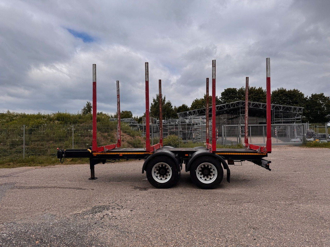Goldhofer Glogger 2 Achser 14,5 m 18 to. Holztransporter - Prikolica šticarka: slika 1 Goldhofer Glogger 2 Achser 14,5 m 18 to. Holztransporter - Prikolica šticarka: slika 1