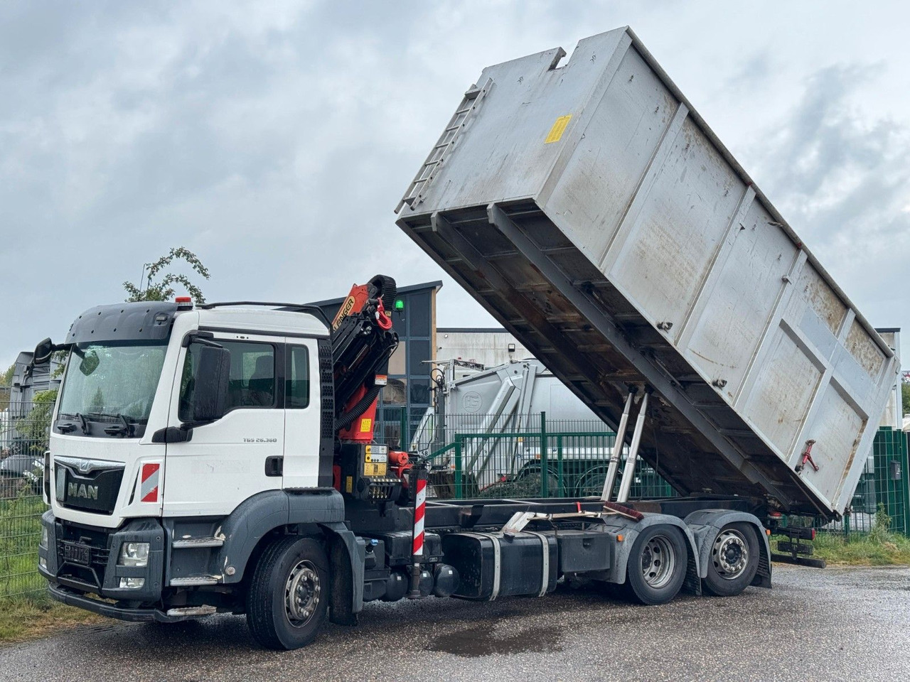 MAN 26.360 TGS Pafinger PK12002 Glaskipper 2 Trennw. - Istovarivač: slika 1 MAN 26.360 TGS Pafinger PK12002 Glaskipper 2 Trennw. - Istovarivač: slika 1