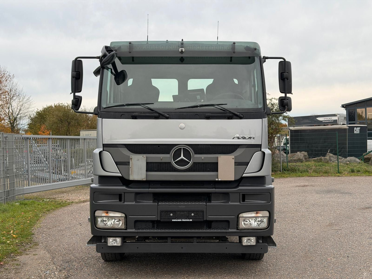 Mercedes-Benz 2540 L 6x2 Palfinger T20 mit hydr. Containerverr - Kamion sa hidrauličnom kukom: slika 5 Mercedes-Benz 2540 L 6x2 Palfinger T20 mit hydr. Containerverr - Kamion sa hidrauličnom kukom: slika 5