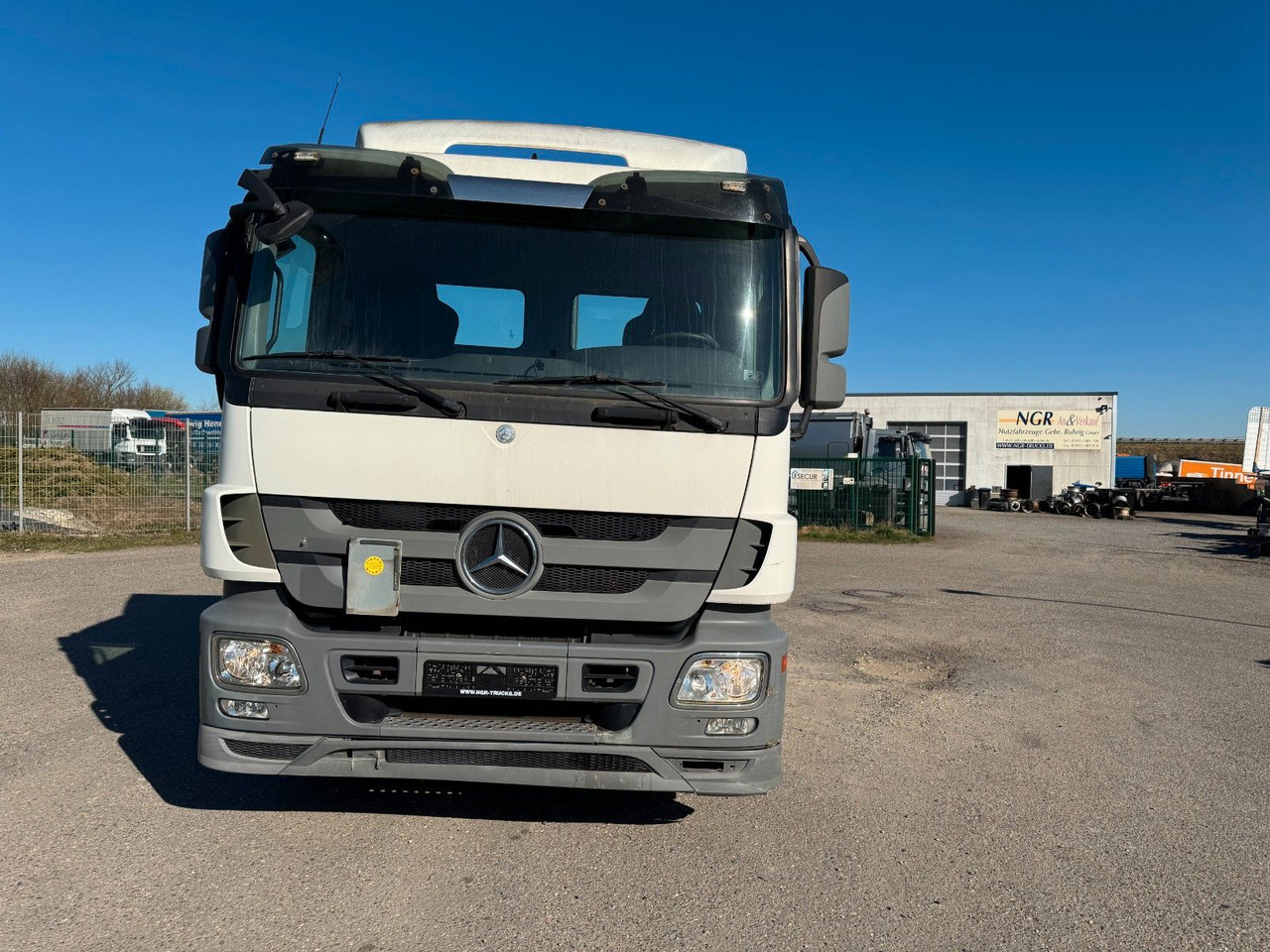Mercedes-Benz 2541 6X2 Meiller RK 20.65 Klima M-Haus - Kamion sa hidrauličnom kukom: slika 2 Mercedes-Benz 2541 6X2 Meiller RK 20.65 Klima M-Haus - Kamion sa hidrauličnom kukom: slika 2