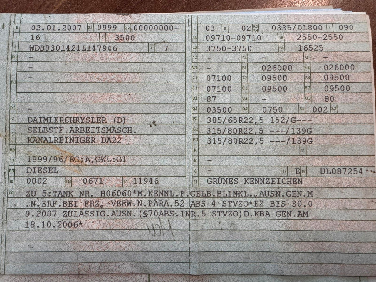 Mercedes-Benz 2646 6X4 Hellmers Saug Druck Spülwagen Retarder - Vakuumska cisterna: slika 3 Mercedes-Benz 2646 6X4 Hellmers Saug Druck Spülwagen Retarder - Vakuumska cisterna: slika 3
