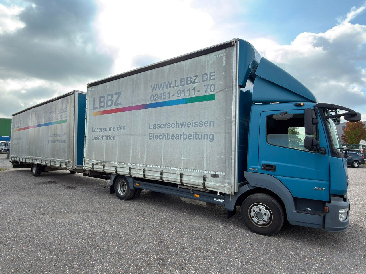 Mercedes-Benz 818 4X2 Pritsche & Plane & Tang Pritsche & Plane Mercedes-Benz 818 4X2 Pritsche & Plane & Tang Pritsche & Plane - Dostavno vozilo sa ceradom: slika 5 Mercedes-Benz 818 4X2 Pritsche & Plane & Tang Pritsche & Plane Mercedes-Benz 818 4X2 Pritsche & Plane & Tang Pritsche & Plane - Dostavno vozilo sa ceradom: slika 5