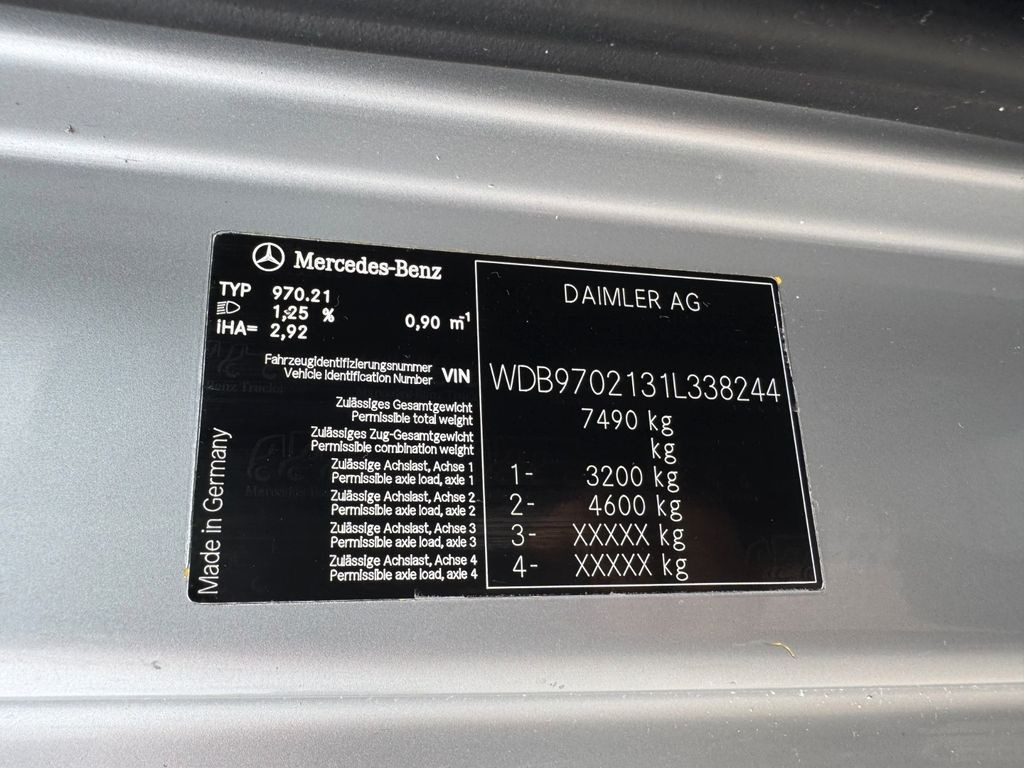 Mercedes-Benz 818 4X2 ROM Toilettenwagen Mercedes-Benz 818 4X2 ROM Toilettenwagen 6 Plätze - Vakuumska cisterna: slika 2 Mercedes-Benz 818 4X2 ROM Toilettenwagen Mercedes-Benz 818 4X2 ROM Toilettenwagen 6 Plätze - Vakuumska cisterna: slika 2