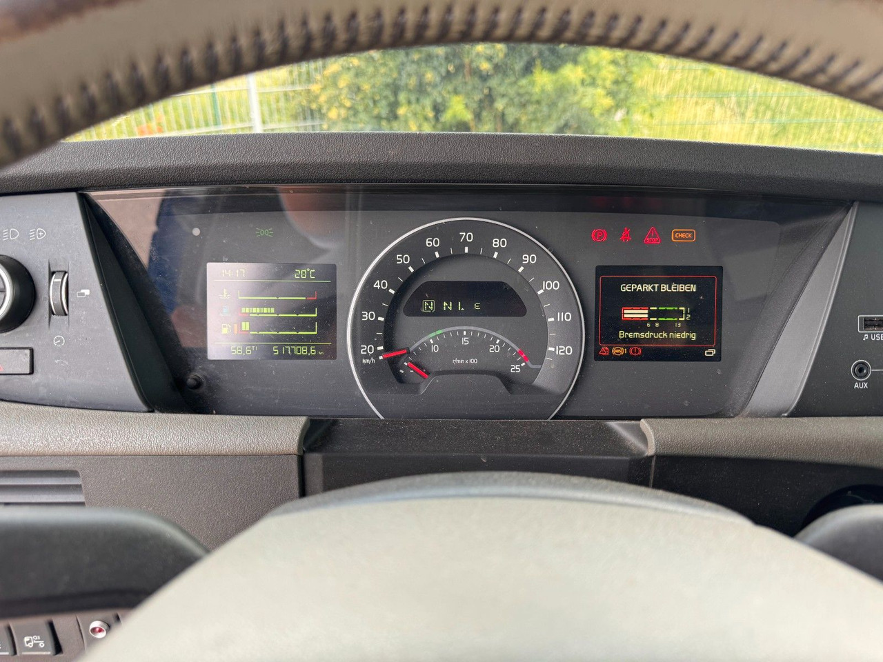 Volvo FH 500 6X4 Blattgefedert Top Zustand - Šticar, Kamion sa dizalicom: slika 4 Volvo FH 500 6X4 Blattgefedert Top Zustand - Šticar, Kamion sa dizalicom: slika 4