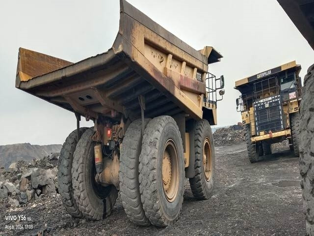 CAT 777E - Kiper sa krutom šasijom/ Kiper za kamen: slika 3 CAT 777E - Kiper sa krutom šasijom/ Kiper za kamen: slika 3