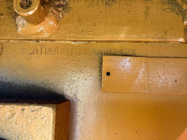 CAT D8T - Buldožer: slika 2 CAT D8T - Buldožer: slika 2