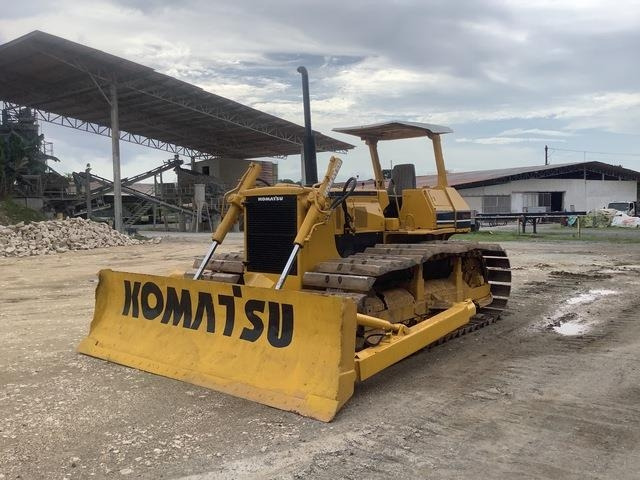 Komatsu D60P-11 - Buldožer: slika 1 Komatsu D60P-11 - Buldožer: slika 1