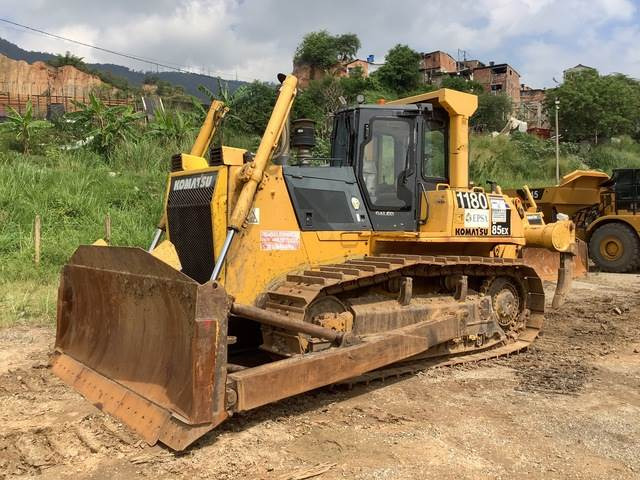 Komatsu D85EX-15 - Buldožer: slika 1 Komatsu D85EX-15 - Buldožer: slika 1