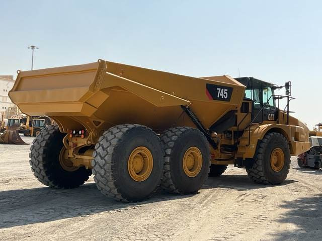 CAT 745 - Zglobni kiper: slika 3 CAT 745 - Zglobni kiper: slika 3