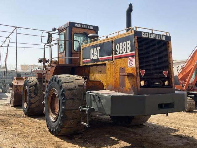 CAT 988B - Utovarivač točkaš: slika 2 CAT 988B - Utovarivač točkaš: slika 2