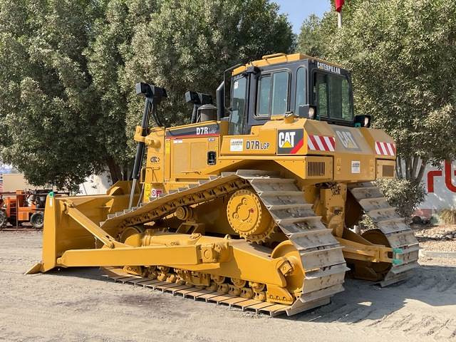 CAT D7R LGP Series II - Buldožer: slika 2 CAT D7R LGP Series II - Buldožer: slika 2