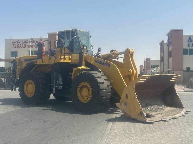 Komatsu WA600-6R - Utovarivač točkaš: slika 4 Komatsu WA600-6R - Utovarivač točkaš: slika 4