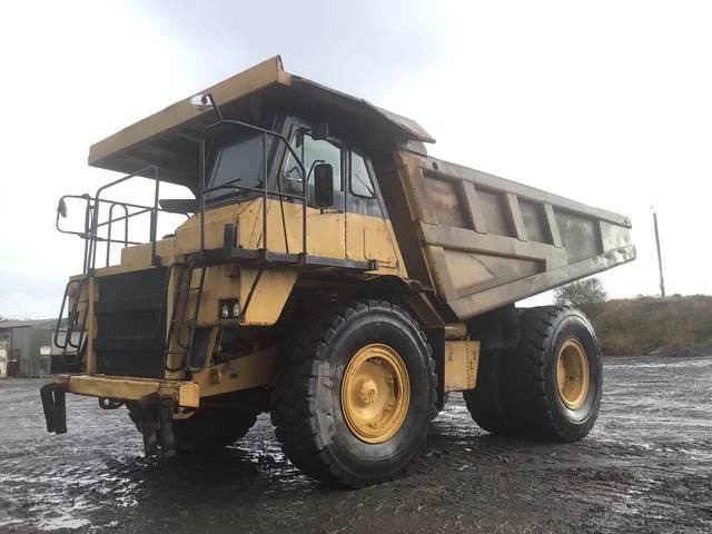 CAT 775B - Kiper sa krutom šasijom/ Kiper za kamen: slika 1 CAT 775B - Kiper sa krutom šasijom/ Kiper za kamen: slika 1