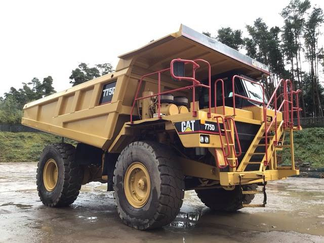 CAT 775D - Kiper sa krutom šasijom/ Kiper za kamen: slika 4 CAT 775D - Kiper sa krutom šasijom/ Kiper za kamen: slika 4