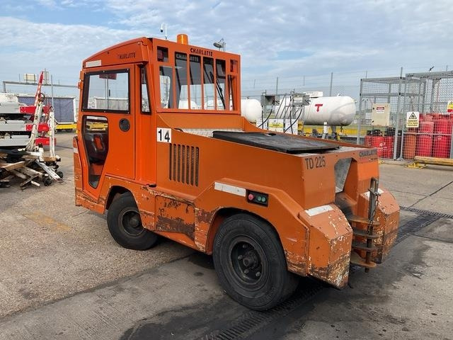 Charlatte TD225 - Vučno vozilo: slika 2 Charlatte TD225 - Vučno vozilo: slika 2