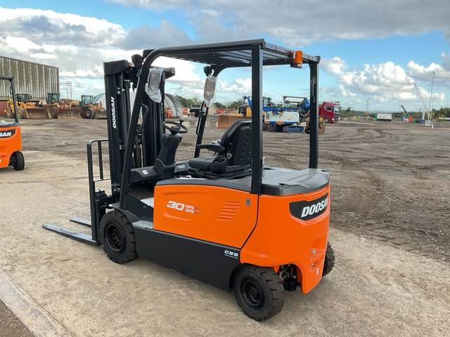 Doosan B30X-7 PLUS - Električni viljuškar: slika 2 Doosan B30X-7 PLUS - Električni viljuškar: slika 2