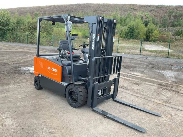 Doosan B35X-7 PLUS - Električni viljuškar: slika 4 Doosan B35X-7 PLUS - Električni viljuškar: slika 4