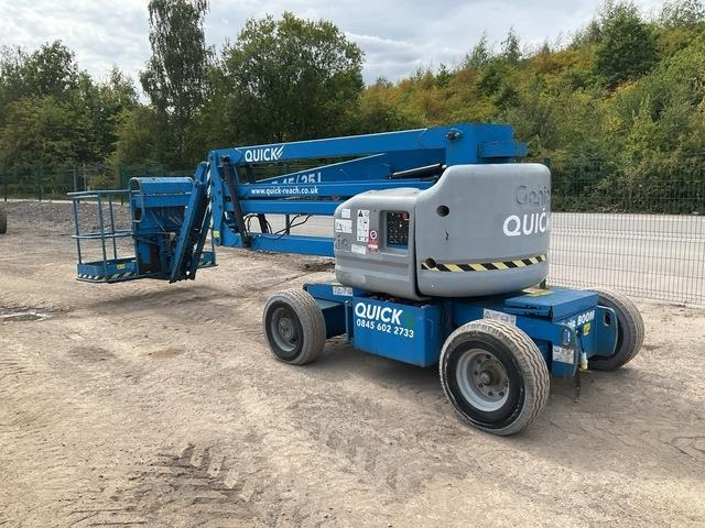 Genie Z45/25J - Zglobna platforma: slika 2 Genie Z45/25J - Zglobna platforma: slika 2