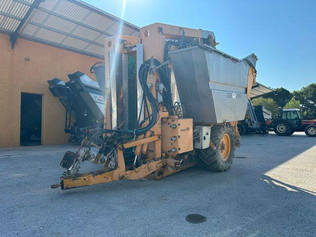 Gregoire G56I - Kombajn za grožđe: slika 1 Gregoire G56I - Kombajn za grožđe: slika 1