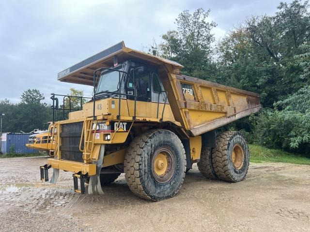 CAT 775D - Kiper sa krutom šasijom/ Kiper za kamen: slika 1 CAT 775D - Kiper sa krutom šasijom/ Kiper za kamen: slika 1