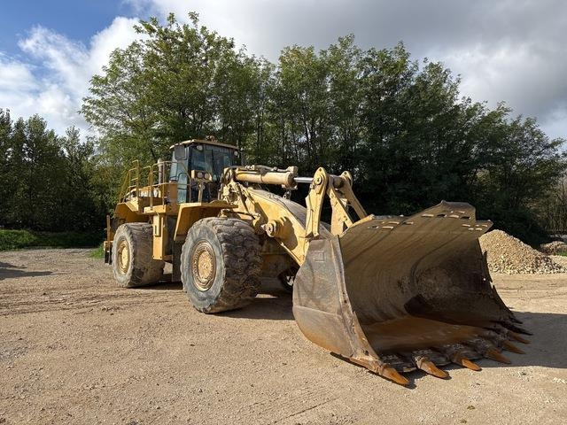 CAT 988G - Utovarivač točkaš: slika 1 CAT 988G - Utovarivač točkaš: slika 1