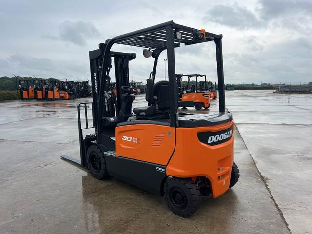 Doosan B30X-7 PLUS - Električni viljuškar: slika 2 Doosan B30X-7 PLUS - Električni viljuškar: slika 2