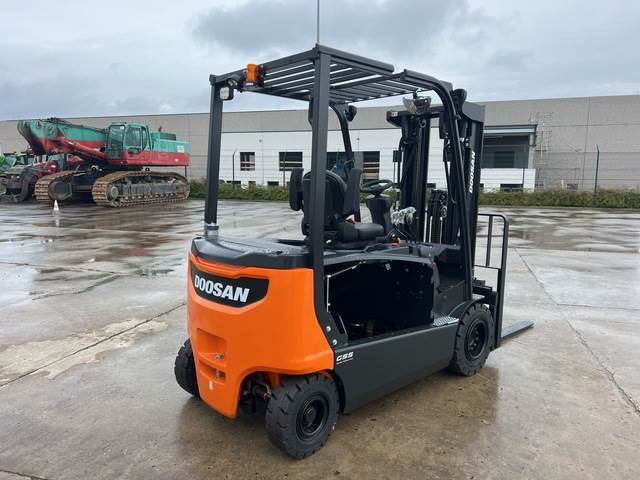 Doosan B30X-7 PLUS - Električni viljuškar: slika 3 Doosan B30X-7 PLUS - Električni viljuškar: slika 3