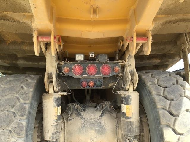 Kiper sa krutom šasijom/ Kiper za kamen Komatsu HD465-8EO: slika 24