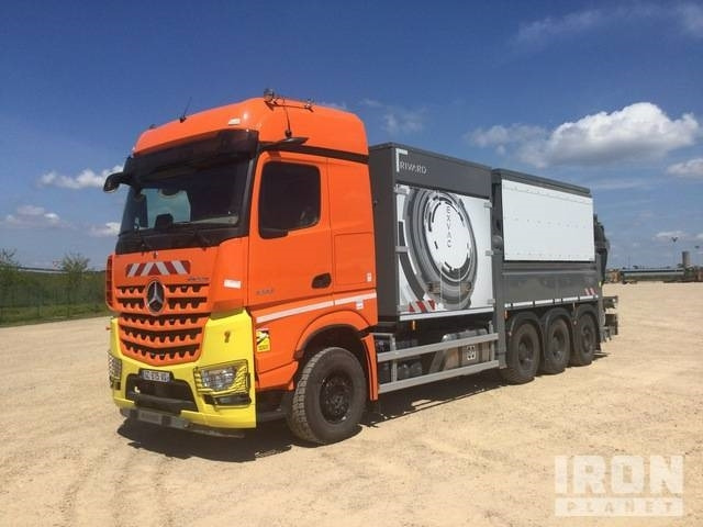Rivard - Mercedes-Benz EXVAC - Arocs 3253 8x4 - Vakuumska cisterna: slika 1 Rivard - Mercedes-Benz EXVAC - Arocs 3253 8x4 - Vakuumska cisterna: slika 1