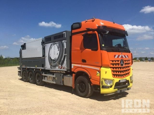 Rivard - Mercedes-Benz EXVAC - Arocs 3253 8x4 - Vakuumska cisterna: slika 2 Rivard - Mercedes-Benz EXVAC - Arocs 3253 8x4 - Vakuumska cisterna: slika 2