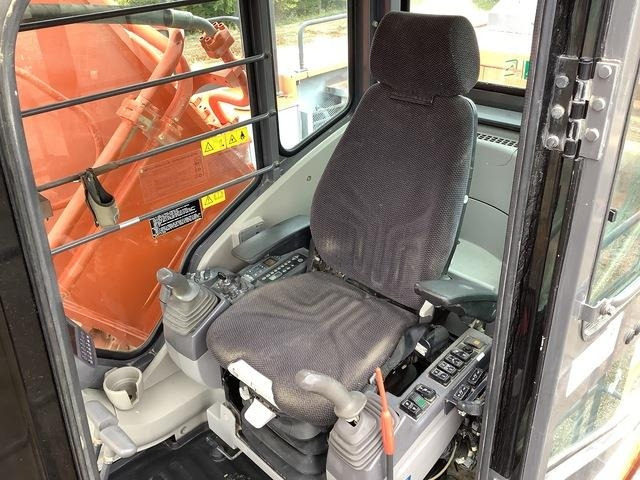 Bager guseničar Hitachi EX1200-6: slika 18